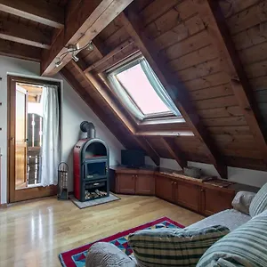 Millepini - Mansarda Sull'altopiano , Asiago Italia