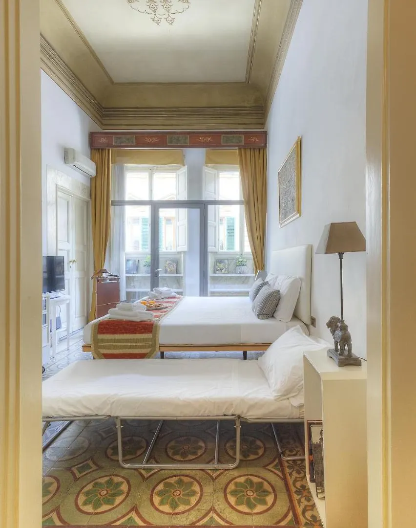 Duomo Suite Central Home Florence Apartment